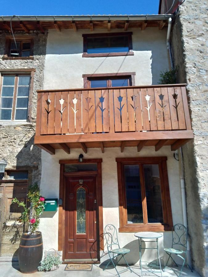 Villa L'Oustal Des Amis Belcaire Exterior foto